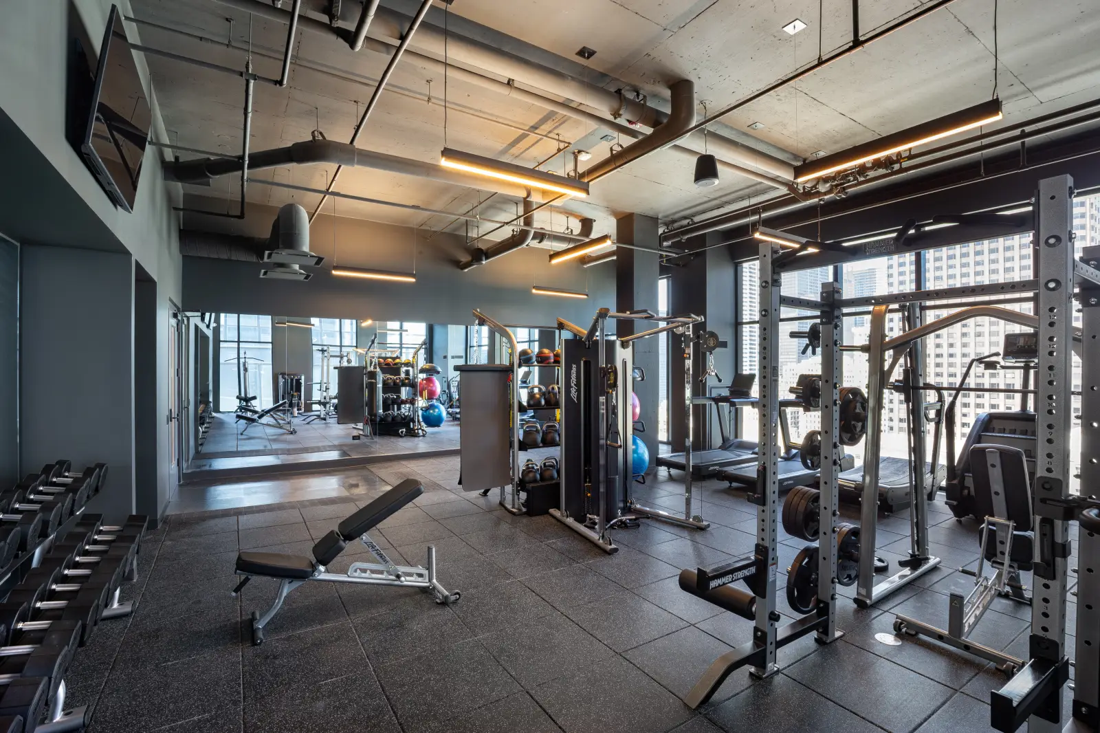 Gym 01